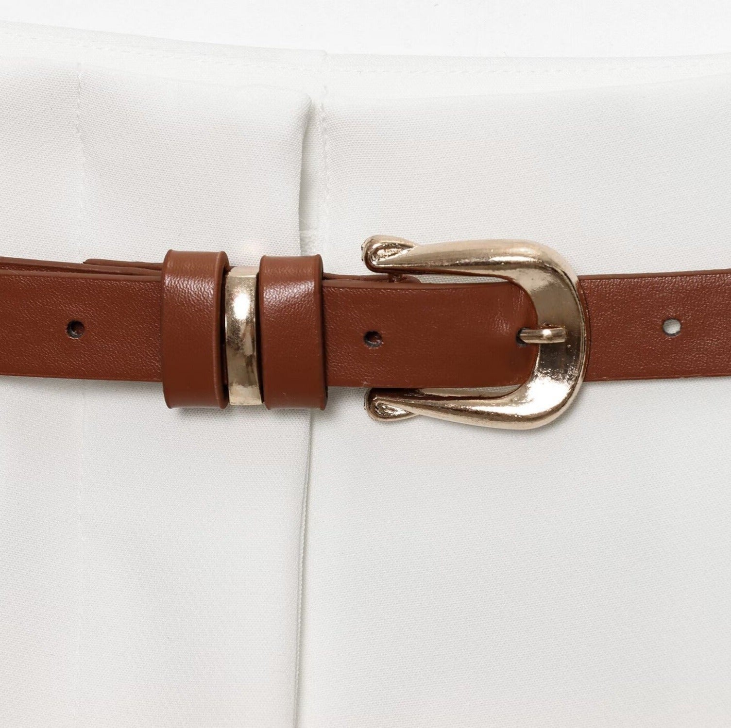 Women’s White High-Waisted Belted Rolled Hem Shorts