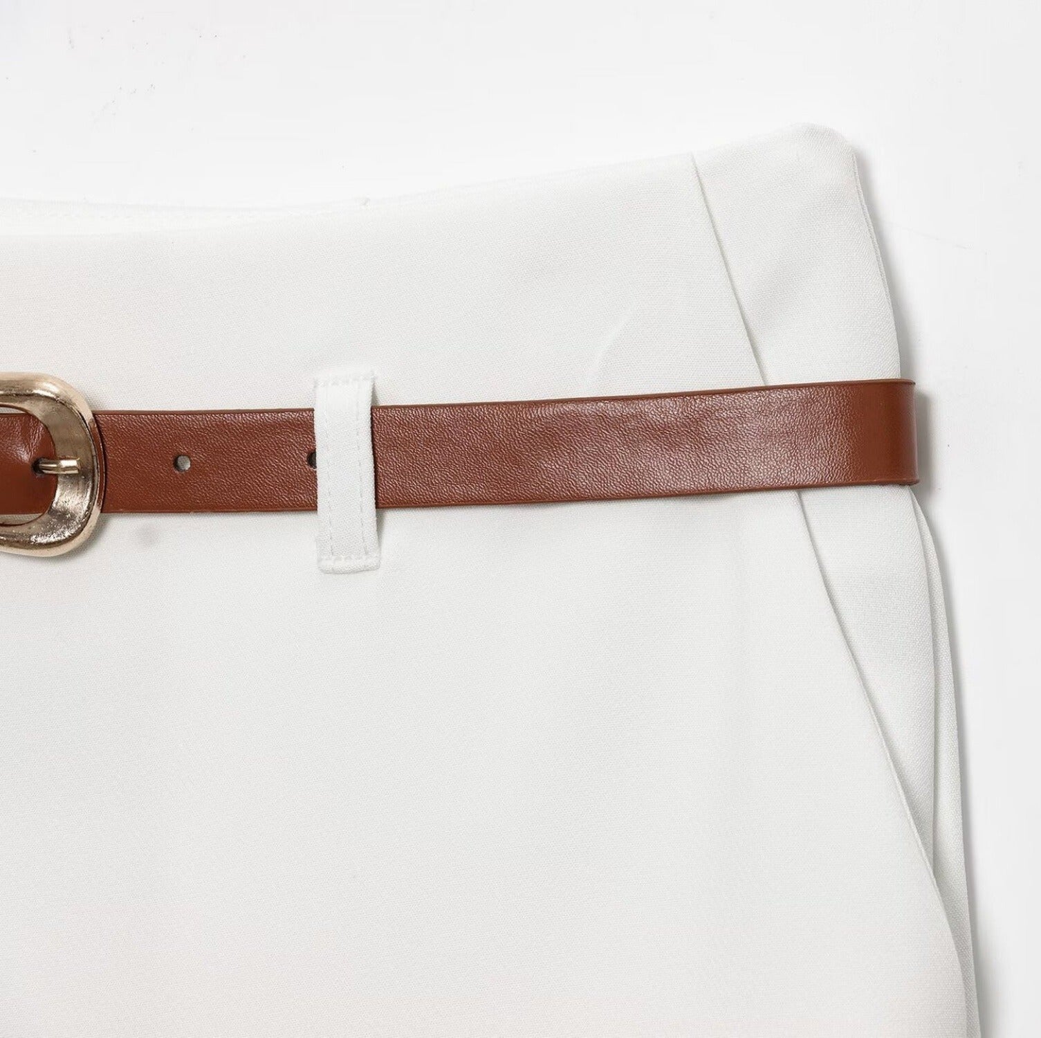Women’s White High-Waisted Belted Rolled Hem Shorts